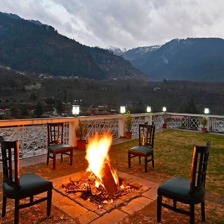 Mastiff Grand Manali Resort Экстерьер фото