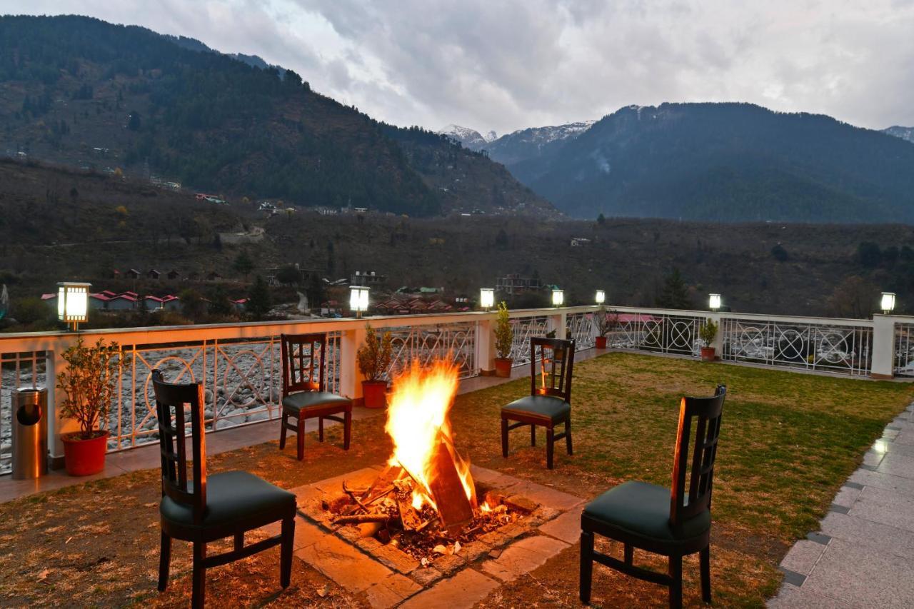 Mastiff Grand Manali Resort Экстерьер фото