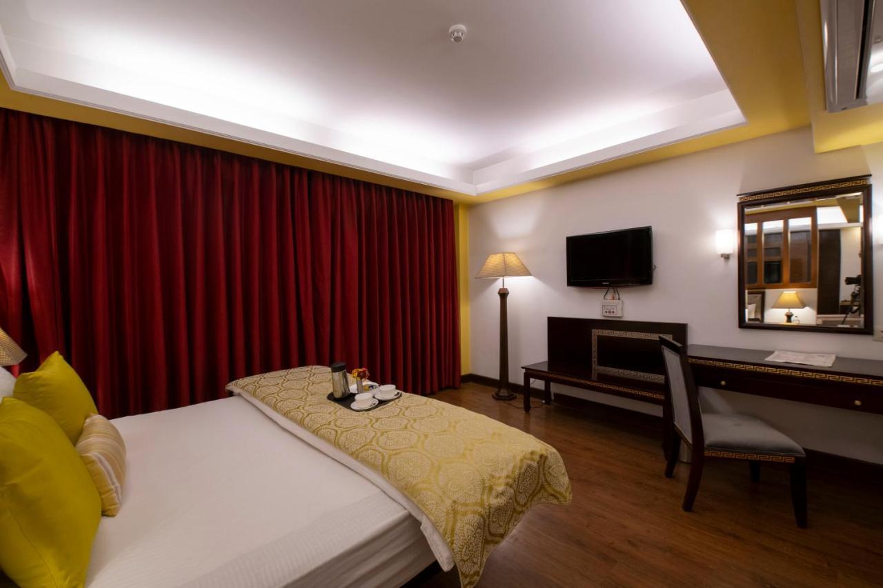 Mastiff Grand Manali Resort Экстерьер фото