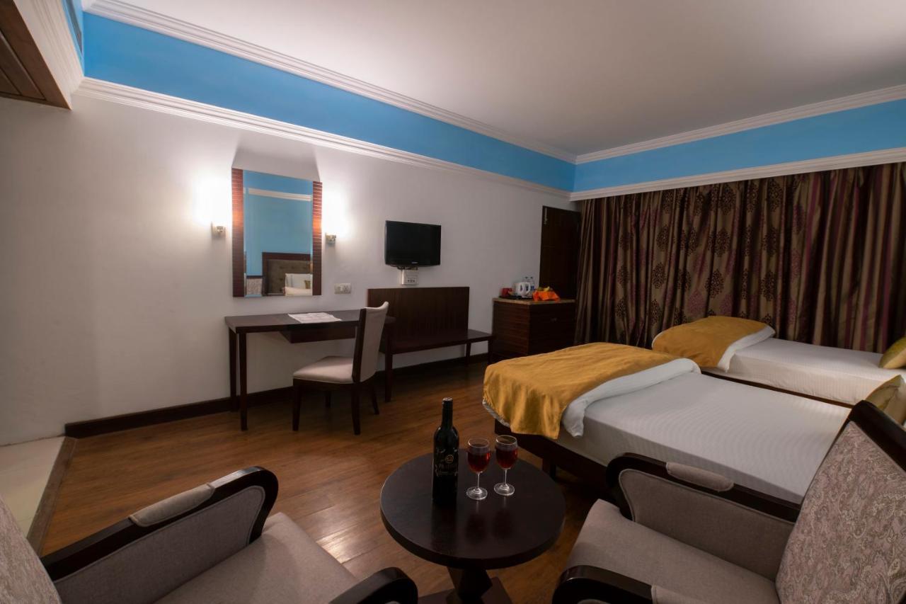 Mastiff Grand Manali Resort Экстерьер фото