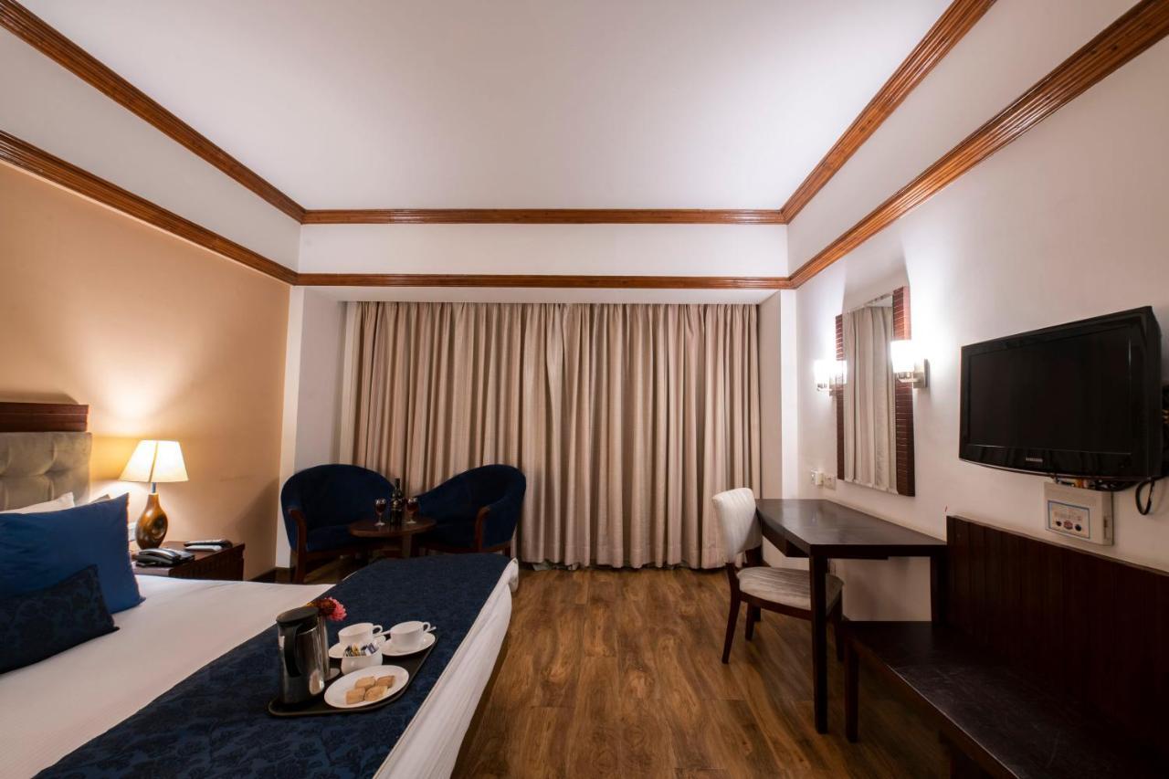 Mastiff Grand Manali Resort Экстерьер фото