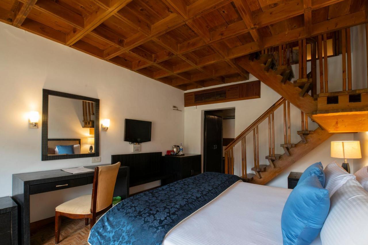Mastiff Grand Manali Resort Экстерьер фото