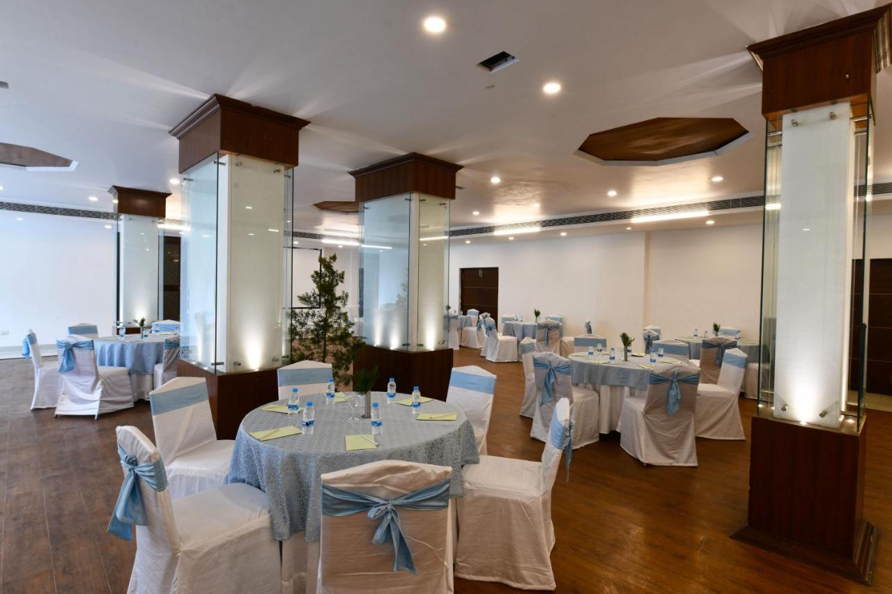Mastiff Grand Manali Resort Экстерьер фото