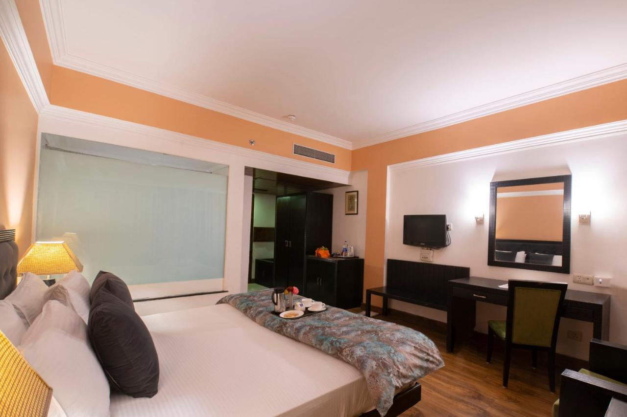 Mastiff Grand Manali Resort Экстерьер фото