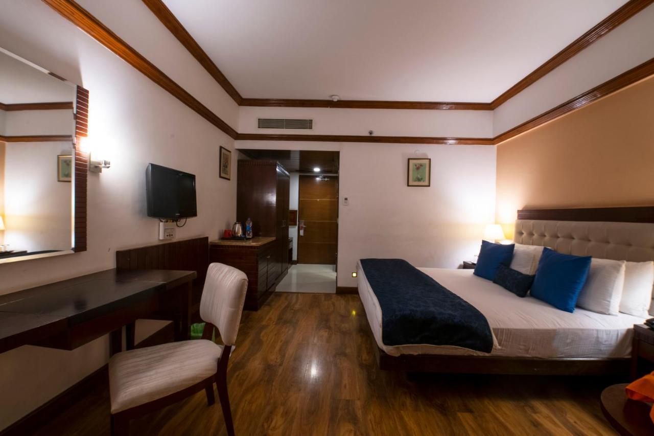 Mastiff Grand Manali Resort Экстерьер фото