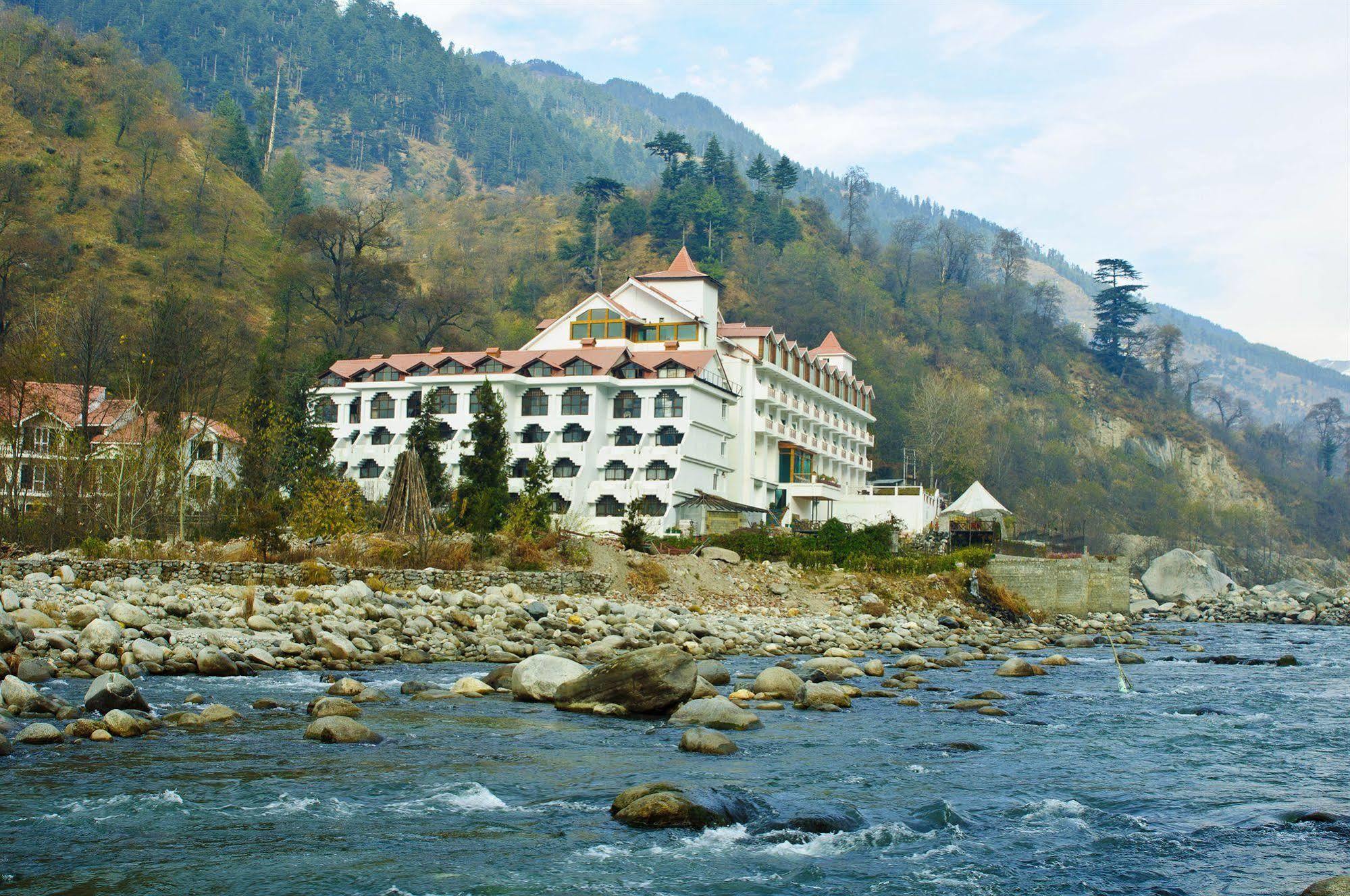 Mastiff Grand Manali Resort Экстерьер фото